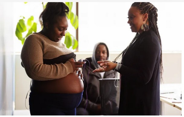 Pregnant patient with doula